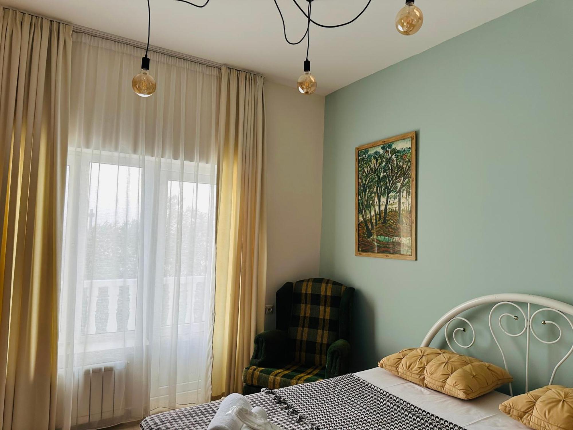 אורקי Claude Monet Beach Hotel מראה חיצוני תמונה